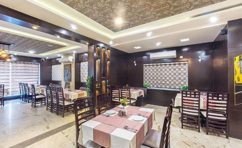 Bellevue Hotel Gwalior Exterior foto